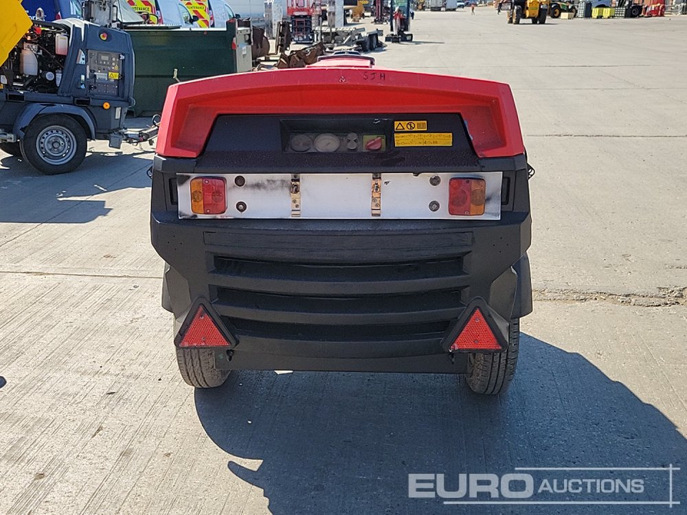 2015 Atlas Copco XAS47KD - Vzduchový kompresor: obrázok 4 2015 Atlas Copco XAS47KD - Vzduchový kompresor: obrázok 4