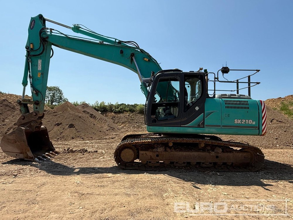 2015 Kobelco SK210LC-9 - Pásové rýpadlo: obrázok 2 2015 Kobelco SK210LC-9 - Pásové rýpadlo: obrázok 2