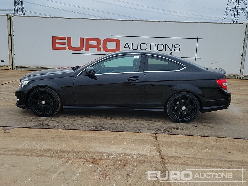 2015 Mercedes C250 AMG - Automobil: obrázok 2 2015 Mercedes C250 AMG - Automobil: obrázok 2