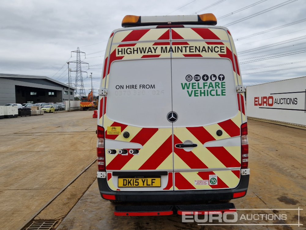 2015 Mercedes Sprinter - Dodávkа s dvojitou kabínou, Furgon: obrázok 4 2015 Mercedes Sprinter - Dodávkа s dvojitou kabínou, Furgon: obrázok 4