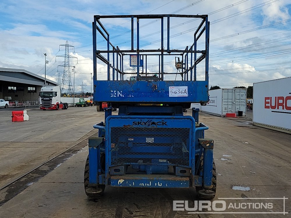 2015 SkyJack SJ8841 - Pracovná plošina: obrázok 4 2015 SkyJack SJ8841 - Pracovná plošina: obrázok 4