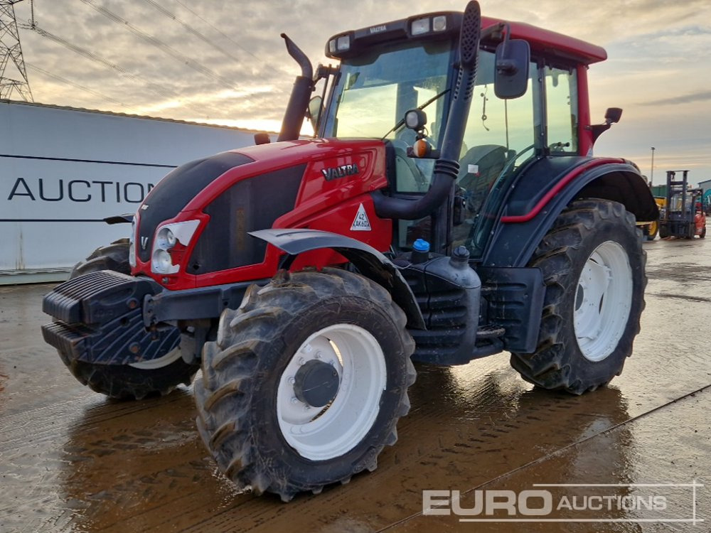 2015 Valtra N103 - Traktor: obrázok 1 2015 Valtra N103 - Traktor: obrázok 1