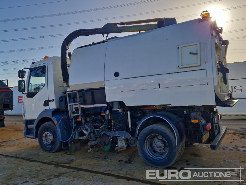 2016 DAF LF220 - Zametacie vozidlo: obrázok 3 2016 DAF LF220 - Zametacie vozidlo: obrázok 3