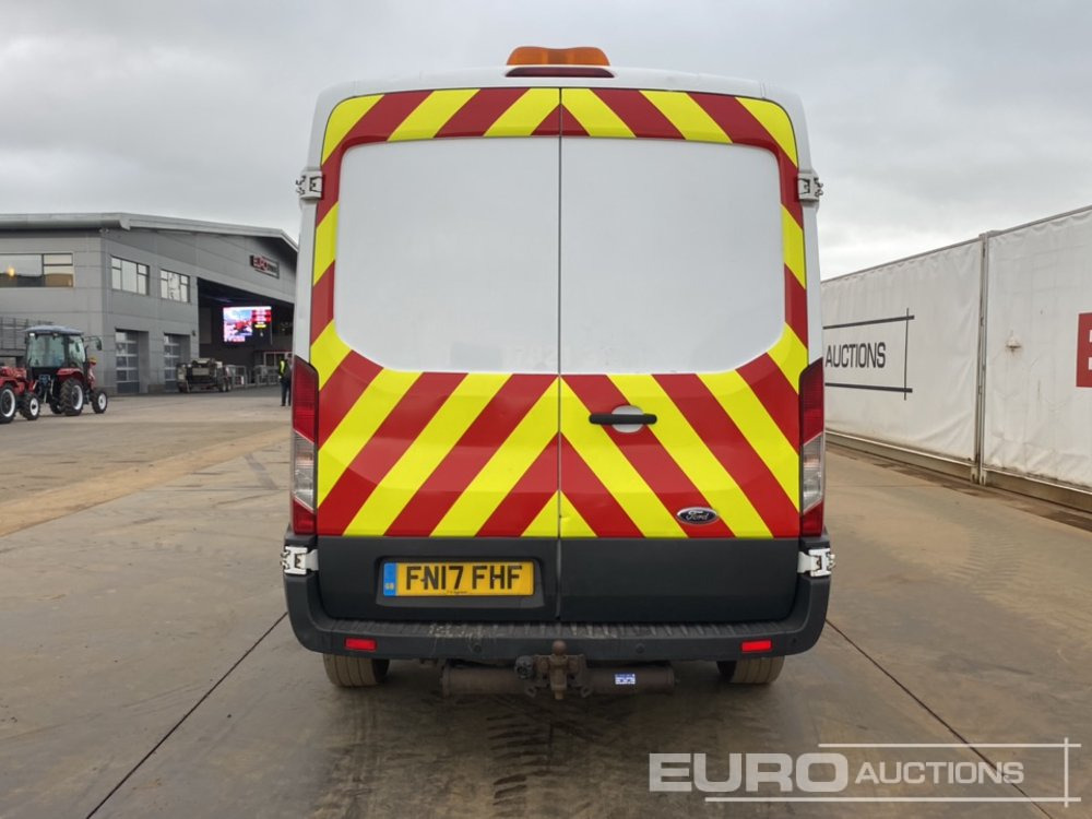 2017 Ford Transit 350 - Furgon, Dodávkа s dvojitou kabínou: obrázok 4 2017 Ford Transit 350 - Furgon, Dodávkа s dvojitou kabínou: obrázok 4
