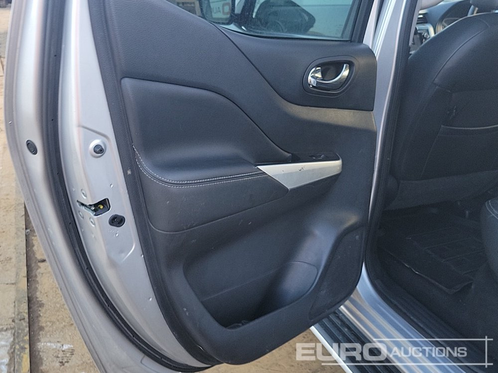 Pick-up 2017 Nissan Navara: obrázok 20 Pick-up 2017 Nissan Navara: obrázok 20