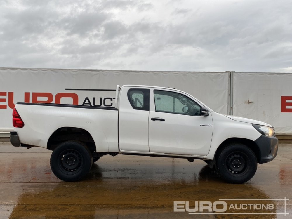2017 Toyota Hilux - Pick-up: obrázok 2 2017 Toyota Hilux - Pick-up: obrázok 2