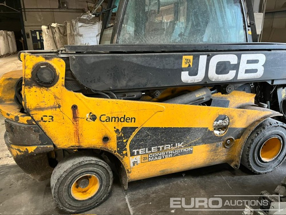 2018 JCB TLT35 - Teleskopický nakladač: obrázok 2 2018 JCB TLT35 - Teleskopický nakladač: obrázok 2