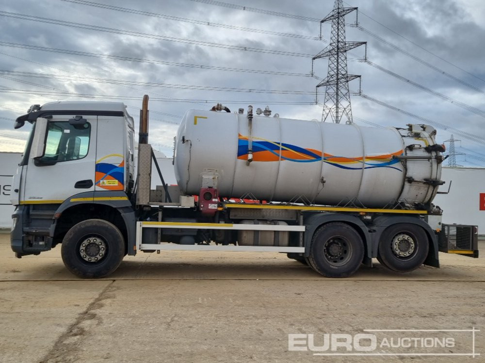 2018 Mercedes Arocs 2533 - Cisternové vozidlo: obrázok 2 2018 Mercedes Arocs 2533 - Cisternové vozidlo: obrázok 2