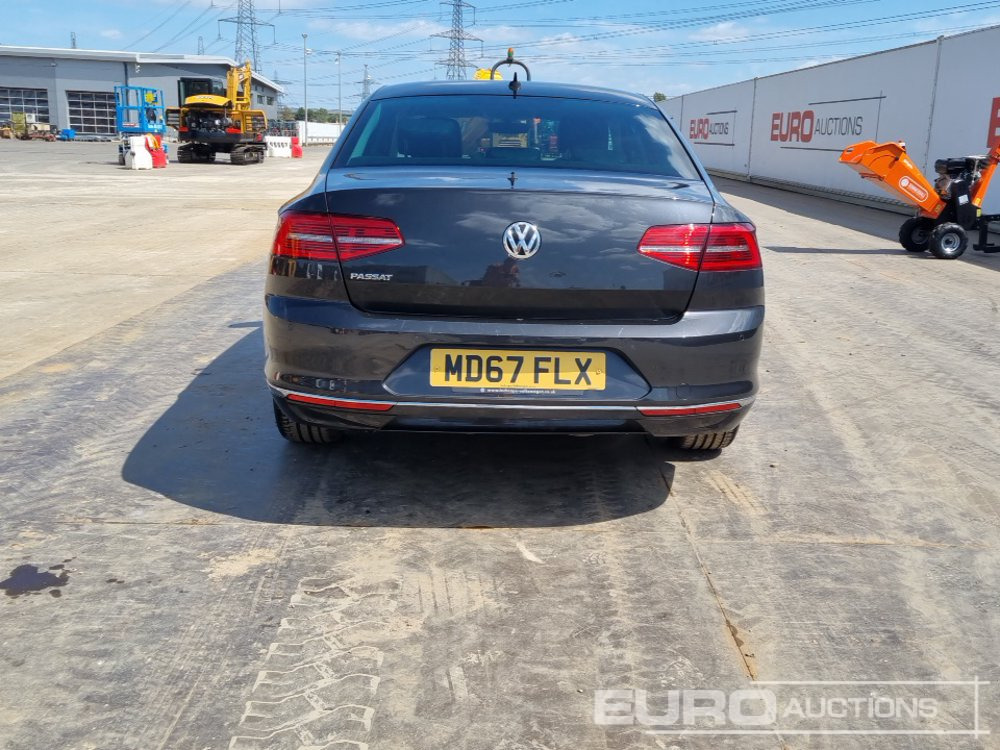 2018 Volkswagen Passat - Automobil: obrázok 4 2018 Volkswagen Passat - Automobil: obrázok 4