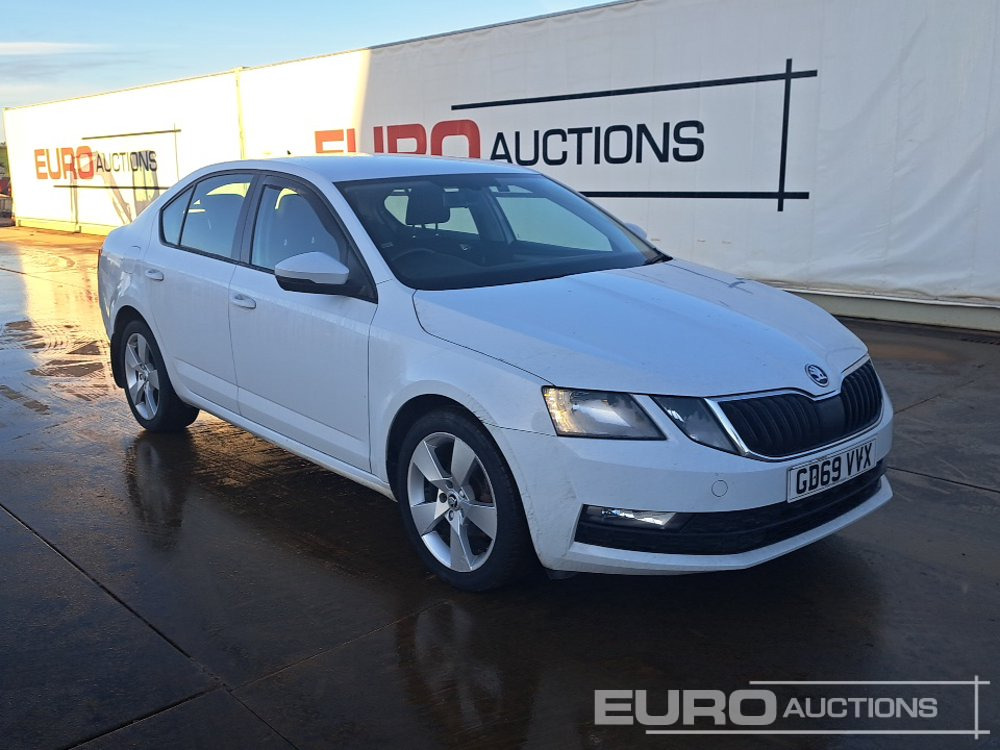 Automobil 2020 Skoda Octavia: obrázok 7 Automobil 2020 Skoda Octavia: obrázok 7