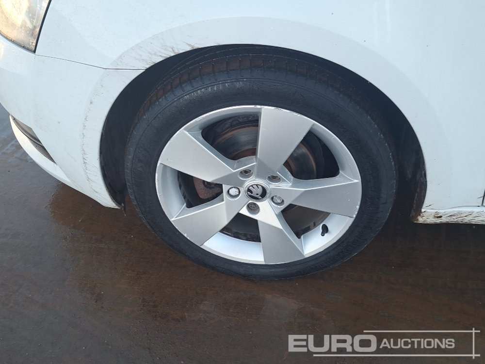 Automobil 2020 Skoda Octavia: obrázok 9 Automobil 2020 Skoda Octavia: obrázok 9