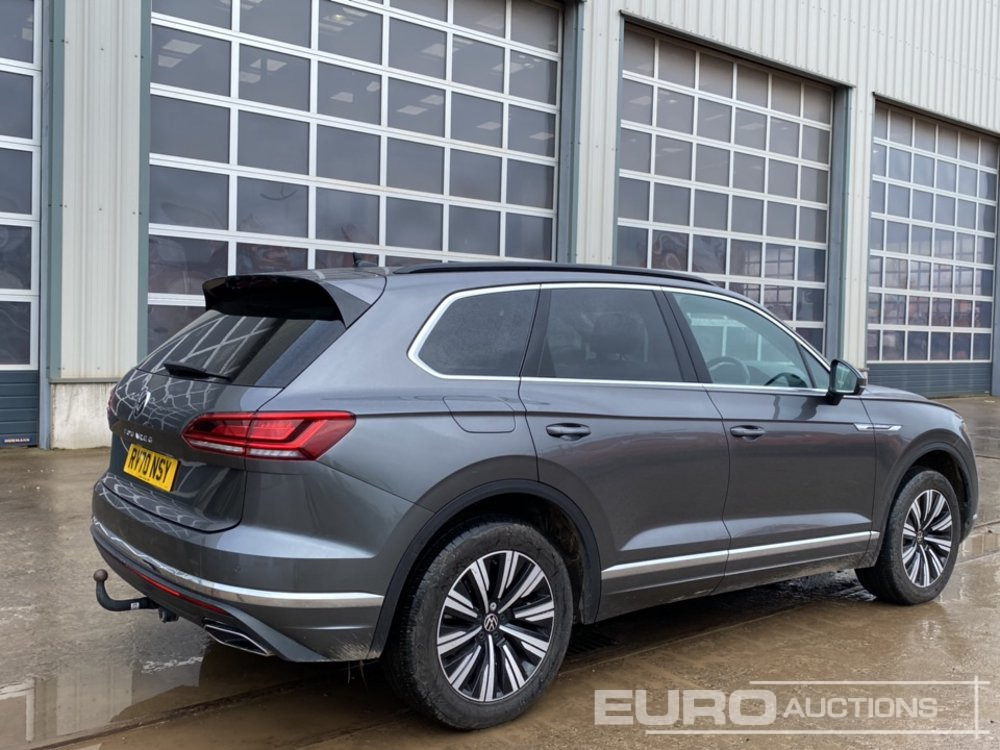 2020 Volkswagen Touareg - SUV: obrázok 5 2020 Volkswagen Touareg - SUV: obrázok 5