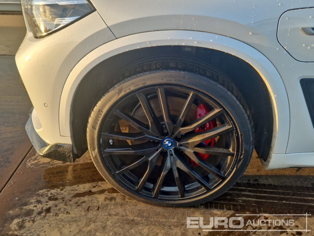 2022 BMW X5 45E M-Sport - SUV: obrázok 5 2022 BMW X5 45E M-Sport - SUV: obrázok 5