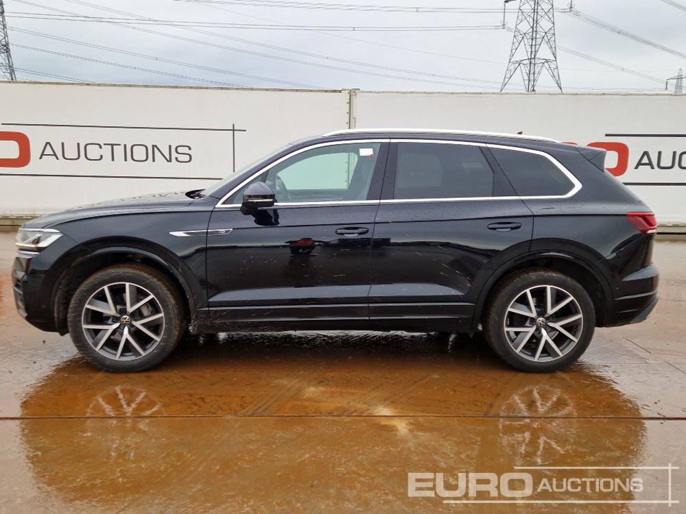 2022 Volkswagen Touareg - SUV: obrázok 2 2022 Volkswagen Touareg - SUV: obrázok 2