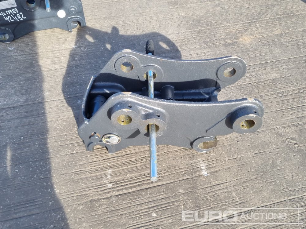 2023 Manual QH 45mm Pin to suit 4-6 Ton Excavator - Rýchloupínacia zariadenia: obrázok 2 2023 Manual QH 45mm Pin to suit 4-6 Ton Excavator - Rýchloupínacia zariadenia: obrázok 2