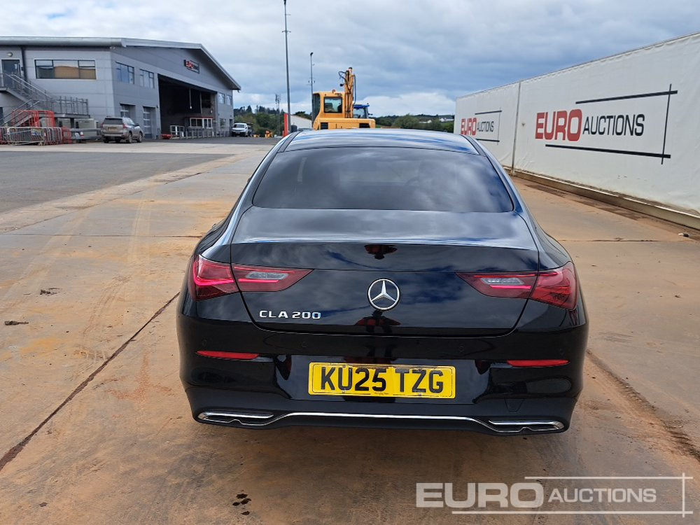 2025 Mercedes CLA 200 - Automobil: obrázok 4 2025 Mercedes CLA 200 - Automobil: obrázok 4