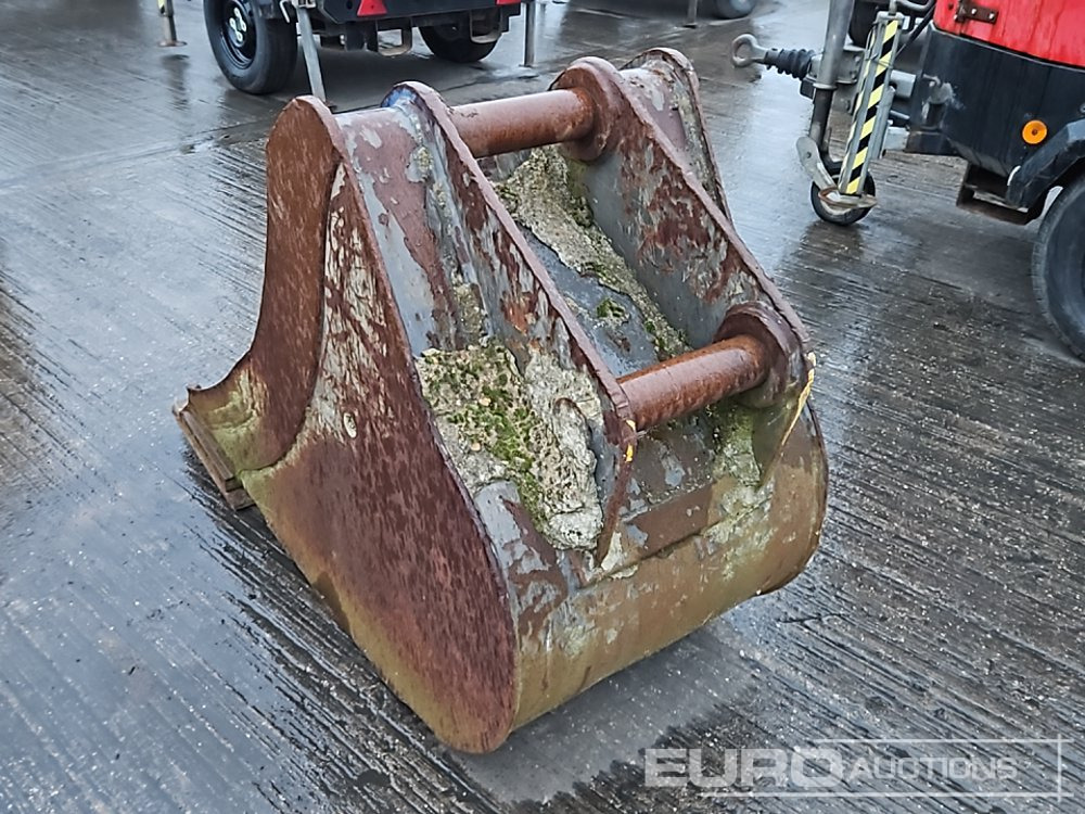 24" Scoop Bucket 65mm Pin to suit 13 Ton Excavator - Lyžica: obrázok 3 24" Scoop Bucket 65mm Pin to suit 13 Ton Excavator - Lyžica: obrázok 3