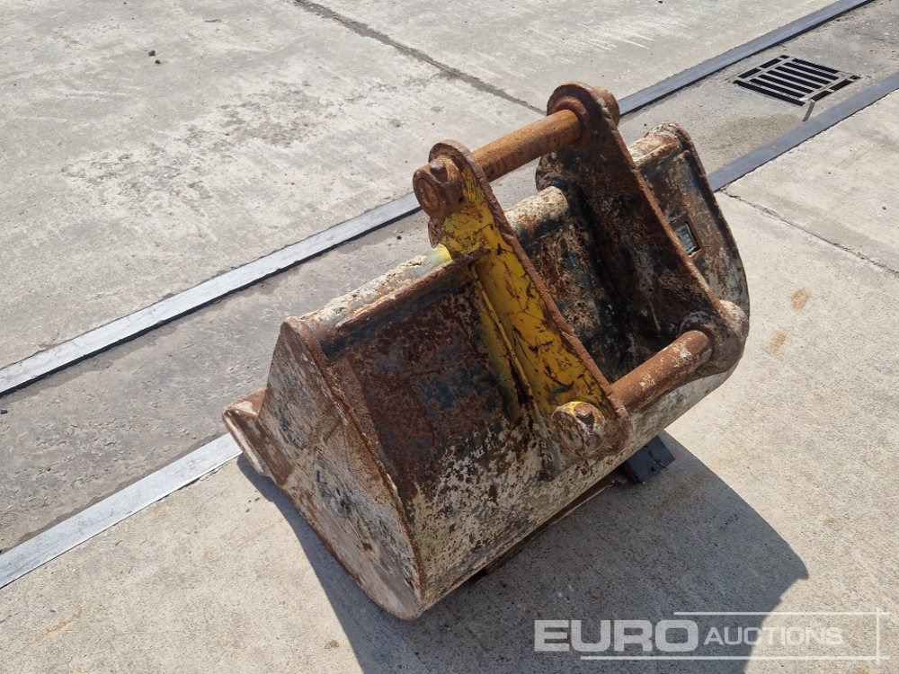 30" Strickland Digging Bucket 45mm Pin to suit 4-6 Ton Excavator - Lyžica: obrázok 3 30" Strickland Digging Bucket 45mm Pin to suit 4-6 Ton Excavator - Lyžica: obrázok 3