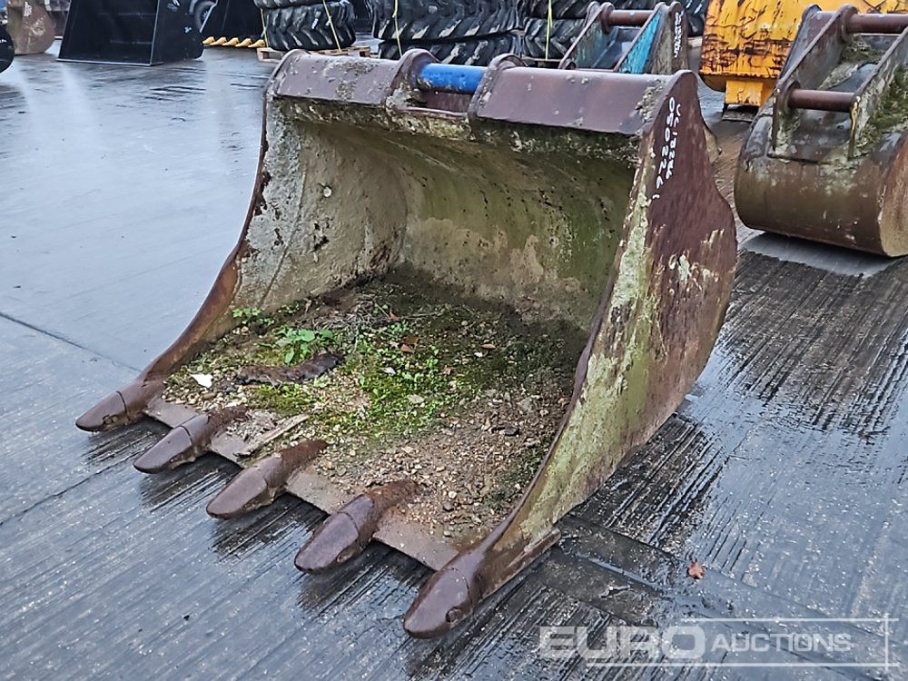 46" Scoop Bucket 65mm Pin to suit 13 Ton Excavator - Lyžica: obrázok 1 46" Scoop Bucket 65mm Pin to suit 13 Ton Excavator - Lyžica: obrázok 1