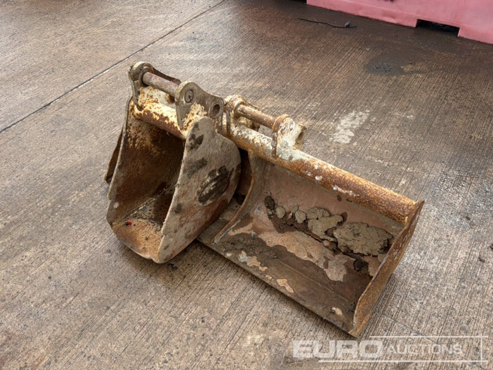 48" Ditching & 9" Digging Bucket to suit Mini Excavator (2 of) - Lyžica: obrázok 1 48" Ditching & 9" Digging Bucket to suit Mini Excavator (2 of) - Lyžica: obrázok 1