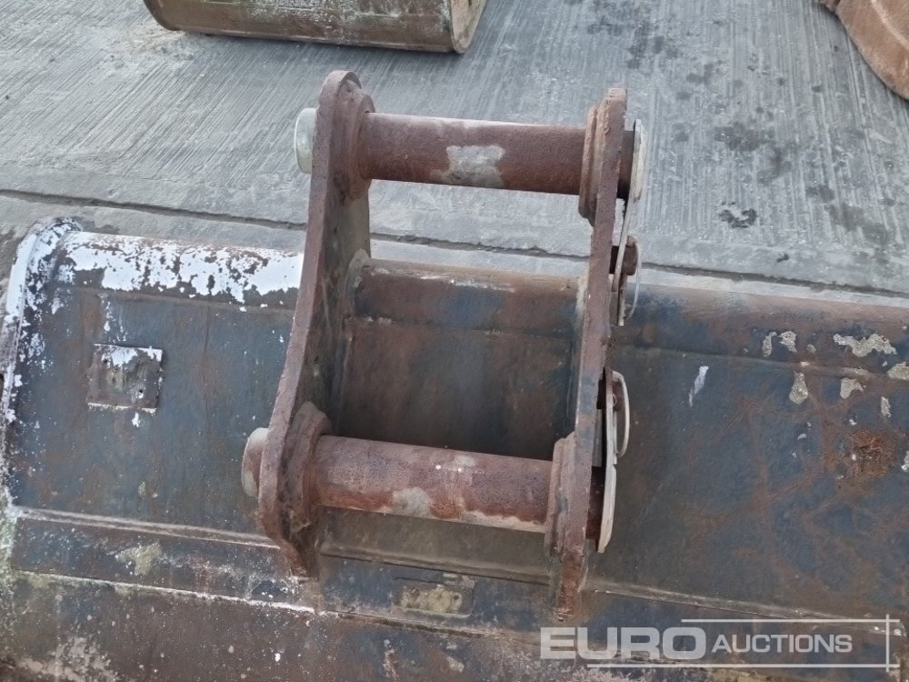 Lyžica 60", 60" Ditching Bucket, 36", 36" Digging Bucket 60mm Pin to suit 10 Ton Excavator: obrázok 16 Lyžica 60", 60" Ditching Bucket, 36", 36" Digging Bucket 60mm Pin to suit 10 Ton Excavator: obrázok 16