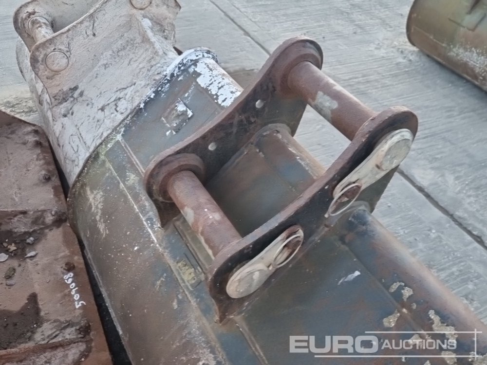 Lyžica 60", 60" Ditching Bucket, 36", 36" Digging Bucket 60mm Pin to suit 10 Ton Excavator: obrázok 15 Lyžica 60", 60" Ditching Bucket, 36", 36" Digging Bucket 60mm Pin to suit 10 Ton Excavator: obrázok 15