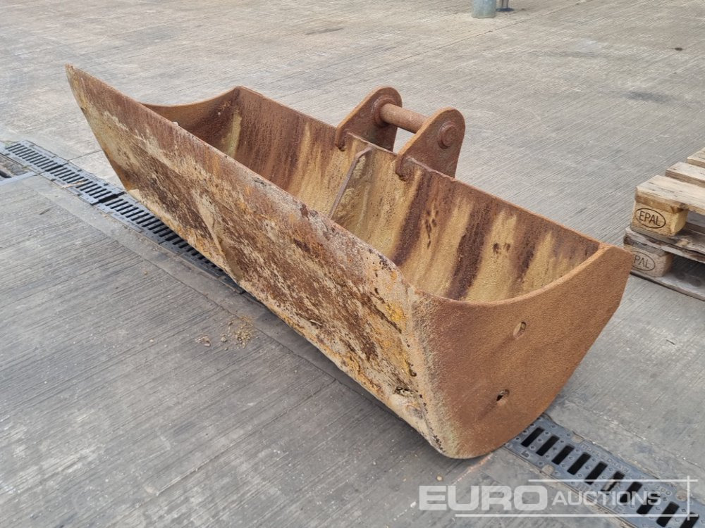 70" Ditching Bucket 65mm Pin to suit 13 Ton Excavator - Lyžica: obrázok 1 70" Ditching Bucket 65mm Pin to suit 13 Ton Excavator - Lyžica: obrázok 1