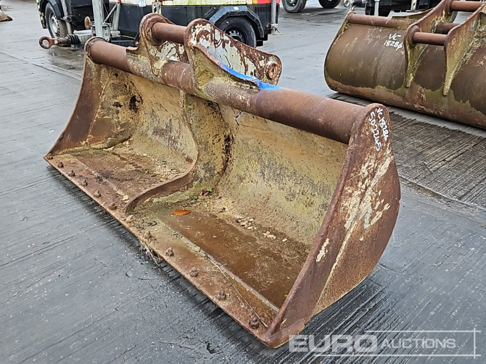 72" Ditching Bucket 65mm Pin to suit 13 Ton Excavator - Lyžica: obrázok 1 72" Ditching Bucket 65mm Pin to suit 13 Ton Excavator - Lyžica: obrázok 1
