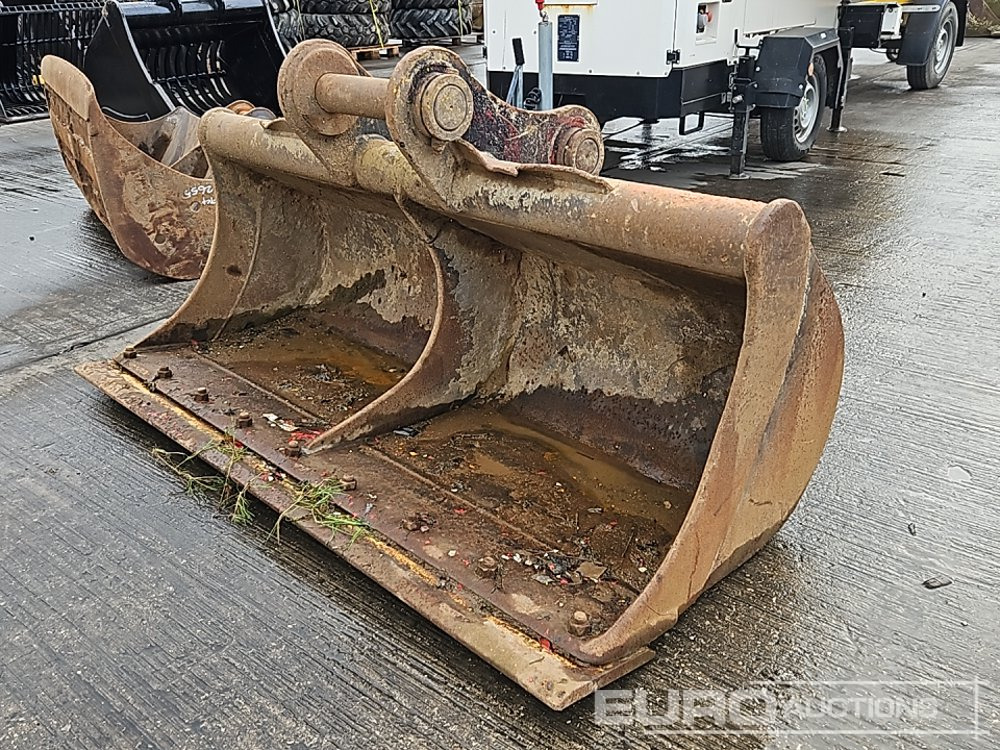 72" Ditching Bucket 80mm Pin to suit 20 Ton Excavator - Lyžica: obrázok 1 72" Ditching Bucket 80mm Pin to suit 20 Ton Excavator - Lyžica: obrázok 1