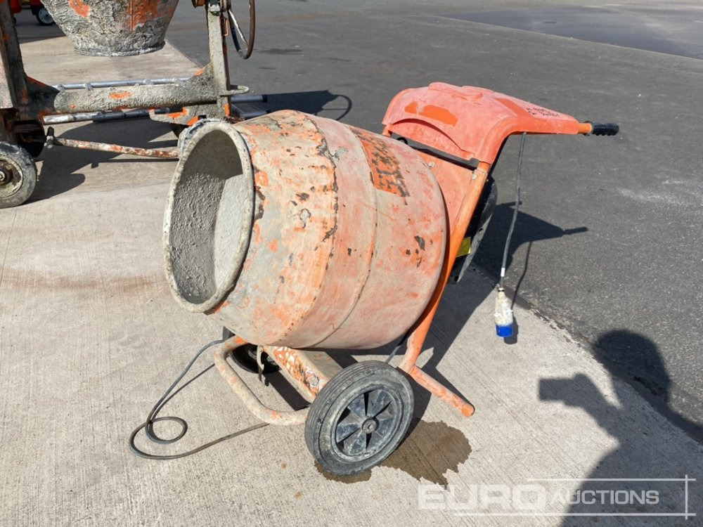 Altrad Minimmix 150 240 Volt Cement Mixer - Stavebná miešačka: obrázok 1 Altrad Minimmix 150 240 Volt Cement Mixer - Stavebná miešačka: obrázok 1