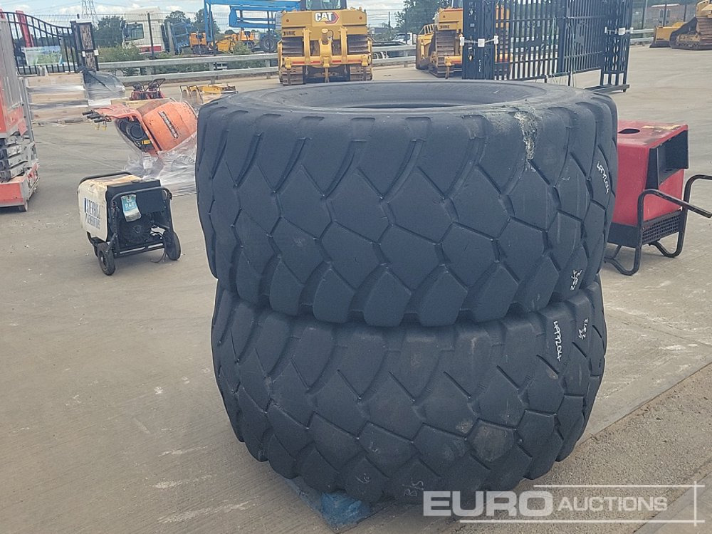 Bridgestone 26.6R25 Tyre (2 of) - Pneumatika: obrázok 1 Bridgestone 26.6R25 Tyre (2 of) - Pneumatika: obrázok 1