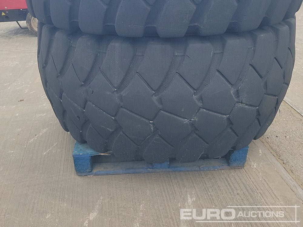 Bridgestone 26.6R25 Tyre (2 of) - Pneumatika: obrázok 5 Bridgestone 26.6R25 Tyre (2 of) - Pneumatika: obrázok 5