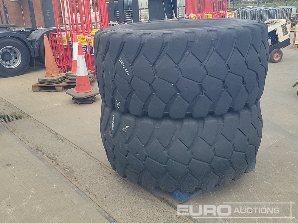 Bridgestone 26.6R25 Tyre (2 of) - Pneumatika: obrázok 2 Bridgestone 26.6R25 Tyre (2 of) - Pneumatika: obrázok 2