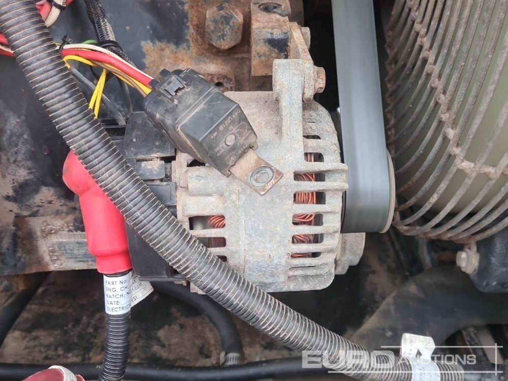 Teleskopický nakladač CAT TH340B: obrázok 27