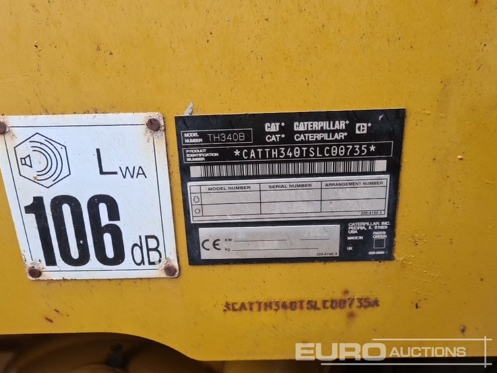 Teleskopický nakladač CAT TH340B: obrázok 41