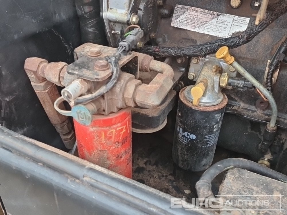 Teleskopický nakladač CAT TH340B: obrázok 24