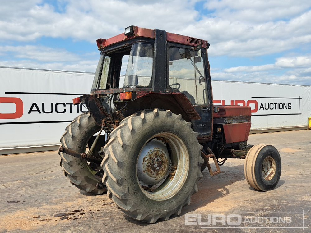 Case International 856XL - Traktor: obrázok 5 Case International 856XL - Traktor: obrázok 5