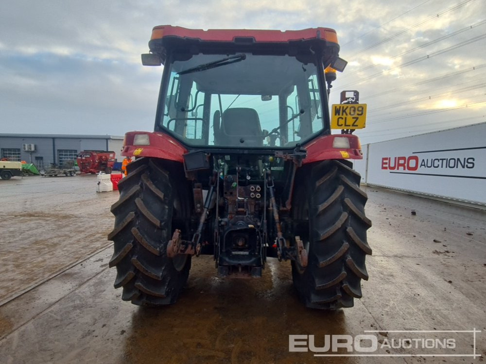 Case JXU105 - Traktor: obrázok 4 Case JXU105 - Traktor: obrázok 4