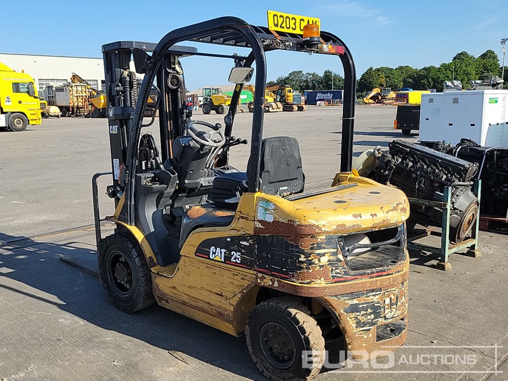 Caterpillar GP25N - Vysokozdvižný vozík: obrázok 3 Caterpillar GP25N - Vysokozdvižný vozík: obrázok 3