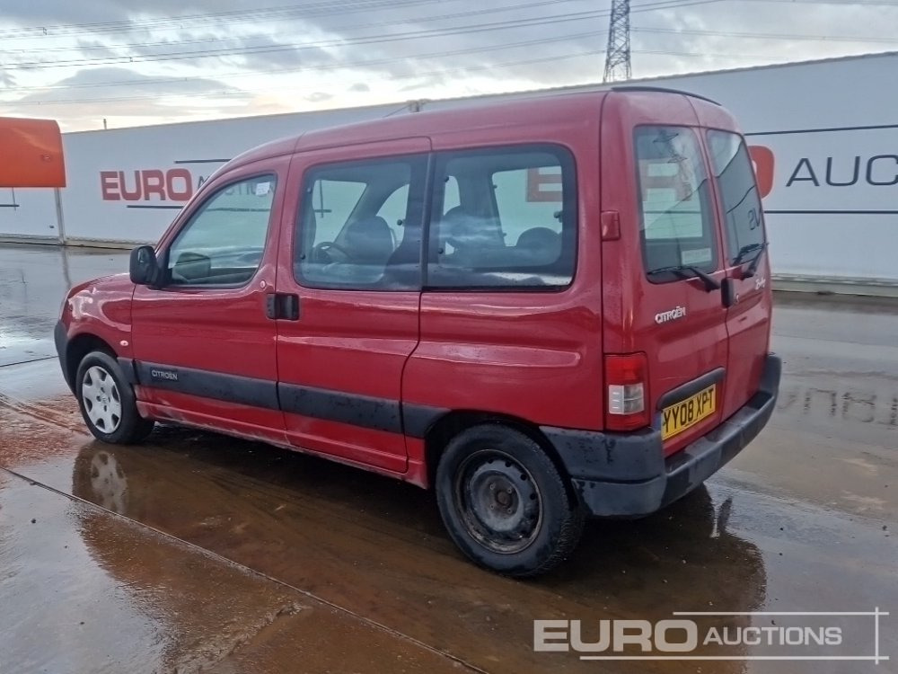 Citroen Berlingo - Automobil: obrázok 3 Citroen Berlingo - Automobil: obrázok 3