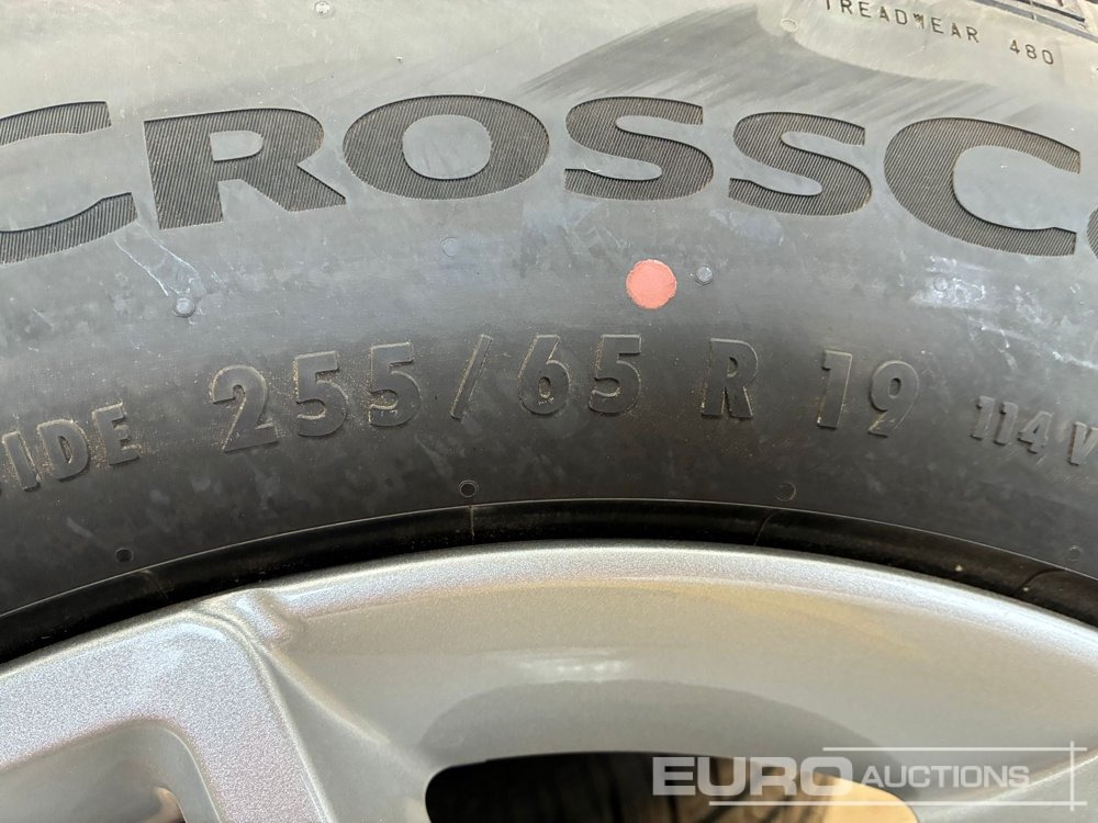 Pneumatika Continental Cross Contact 255/65R19 Tyre & Land Rover Rims to suit Land Rover Defender (5 of) (Delivery Miles Only): obrázok 11