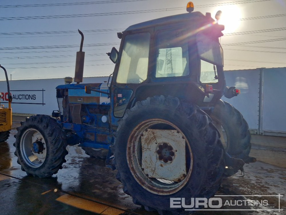 Ford 8210 - Traktor: obrázok 3 Ford 8210 - Traktor: obrázok 3