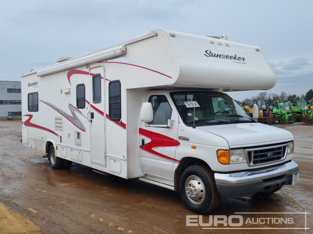 Ford E450 - SUV: obrázok 4 Ford E450 - SUV: obrázok 4