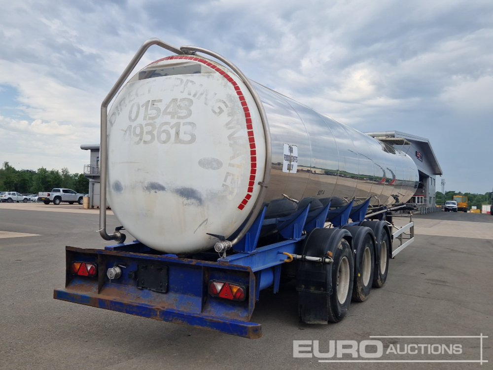 G. Magyar Tri Axle Tanker Trailer - Cisternový náves: obrázok 5 G. Magyar Tri Axle Tanker Trailer - Cisternový náves: obrázok 5
