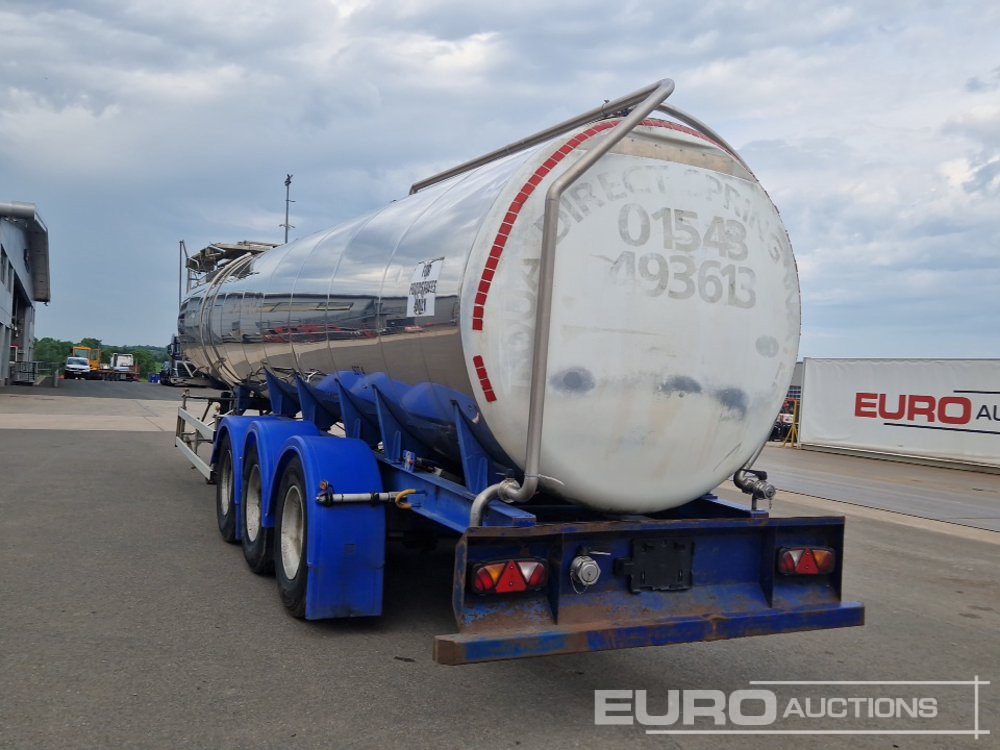 G. Magyar Tri Axle Tanker Trailer - Cisternový náves: obrázok 3 G. Magyar Tri Axle Tanker Trailer - Cisternový náves: obrázok 3