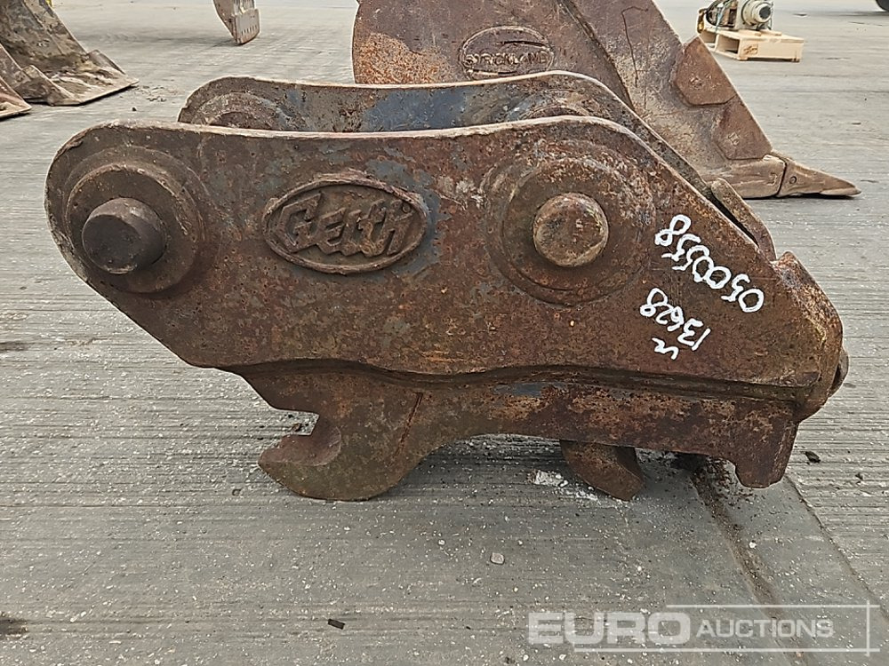 Geith Hydraulic Quick Hitch 65mm Pin to 13 Ton Excavator - Rýchloupínacia zariadenia: obrázok 2 Geith Hydraulic Quick Hitch 65mm Pin to 13 Ton Excavator - Rýchloupínacia zariadenia: obrázok 2