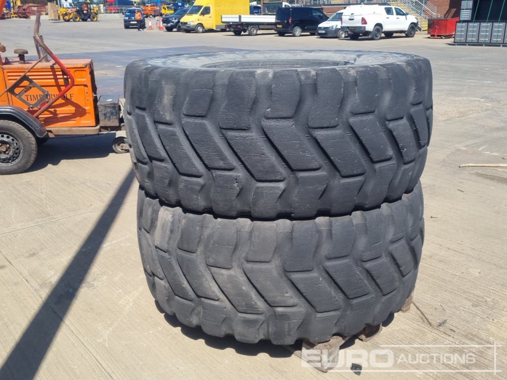 Goodyear 23.5R25 Tyre (2 of) - Pneumatika: obrázok 5 Goodyear 23.5R25 Tyre (2 of) - Pneumatika: obrázok 5