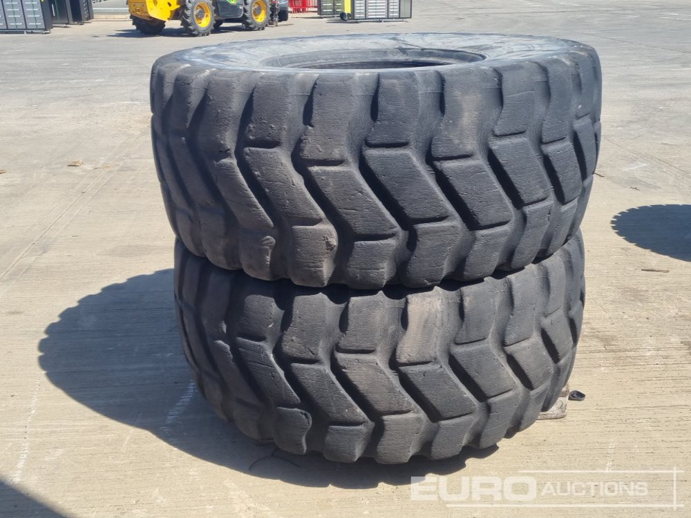 Goodyear 23.5R25 Tyre (2 of) - Pneumatika: obrázok 4 Goodyear 23.5R25 Tyre (2 of) - Pneumatika: obrázok 4