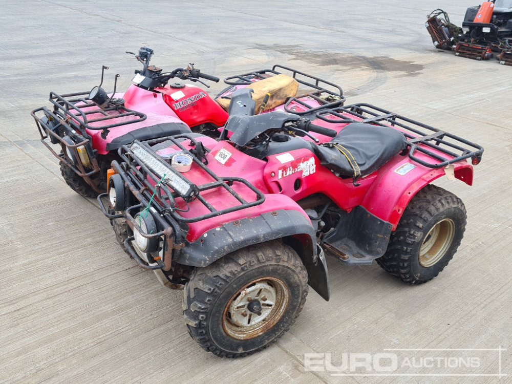 Honda 4x4 Petrol Quad Bike (2 of), (Parts Missing) - ATV/ Štvorkolka: obrázok 1 Honda 4x4 Petrol Quad Bike (2 of), (Parts Missing) - ATV/ Štvorkolka: obrázok 1