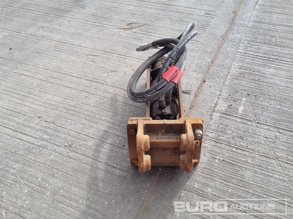 Hydraulic Breaker 30mm Pin to suit Mini Excavator - Hydraulické kladivo: obrázok 4 Hydraulic Breaker 30mm Pin to suit Mini Excavator - Hydraulické kladivo: obrázok 4